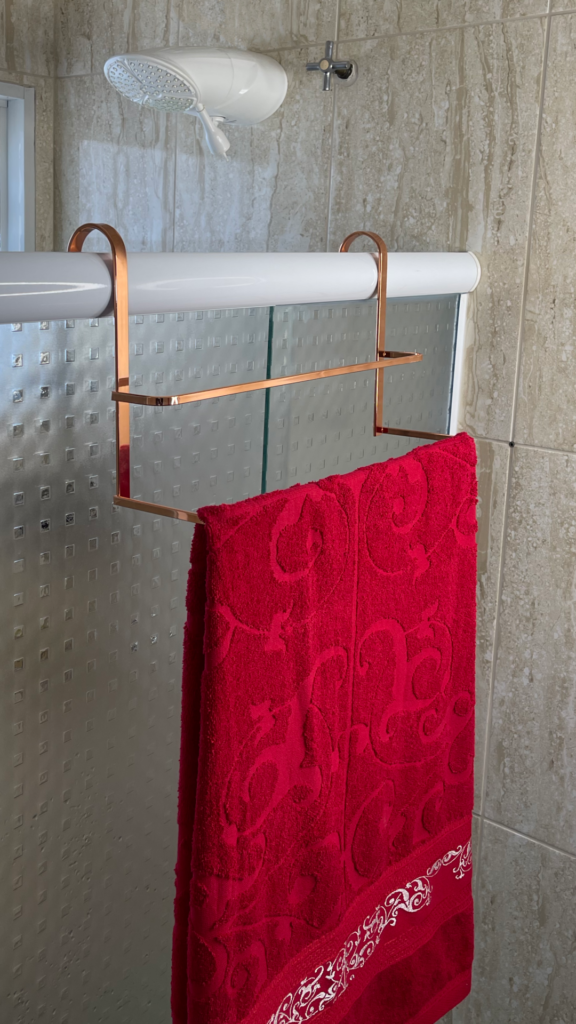 Decoração do Banheiro: Escolha o Porta-Toalha Ideal toalheiro rose gold