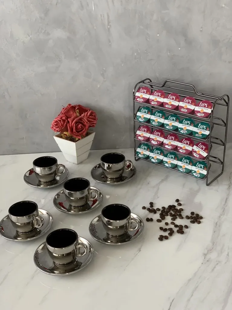 Cores na decoração, dicas de como usar 8 ônix oferece requinte à decoração