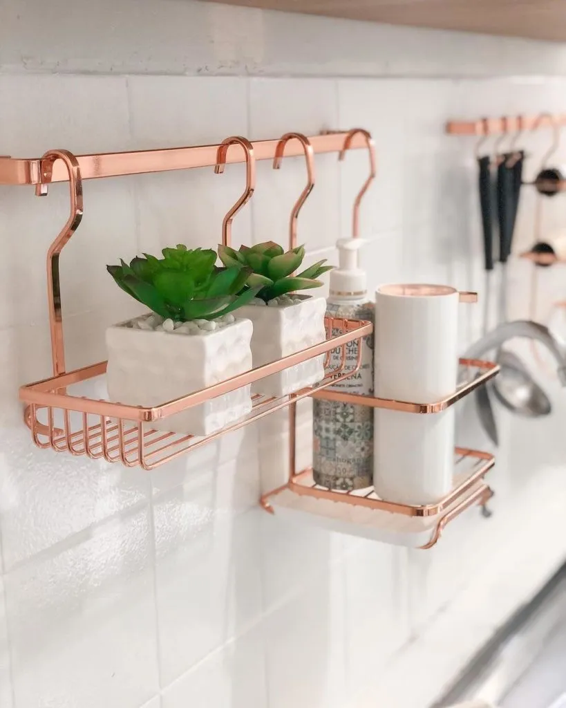 Organizadores de produtos para barra rose gold. Perfeito para a cozinha dos sonhos